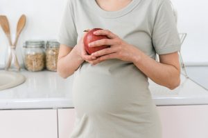 Constipatia in timpul sarcinii. Ce sa incluzi in alimentatia ta ca sa o previi si sa o tratezi eficient?