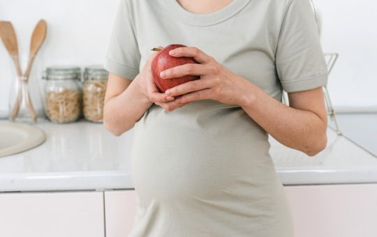 Constipatia in timpul sarcinii. Ce sa incluzi in alimentatia ta ca sa o previi si sa o tratezi eficient?