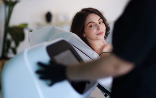 Cum poate epilarea definitiva cu laser sa te ajute sa economisesti pe termen lung?