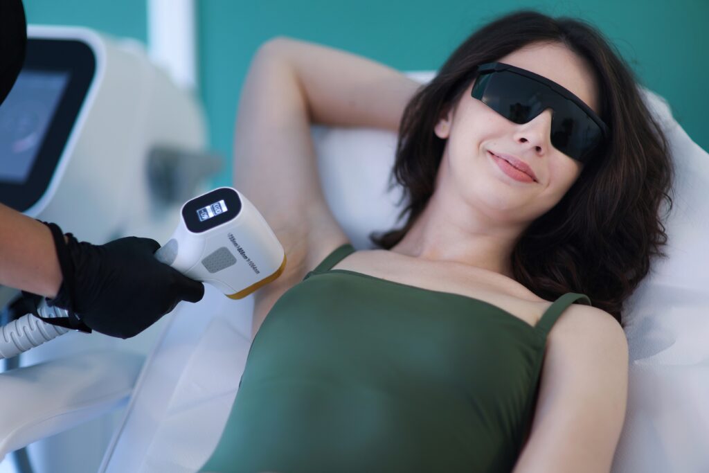 Epilarile definitive cu laser dupa epilarile obisnuite. La ce interval te poti epila definitiv?