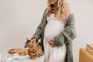 Interactiunea cu animalele de companie in timpul sarcinii. La ce sa fim atenti?