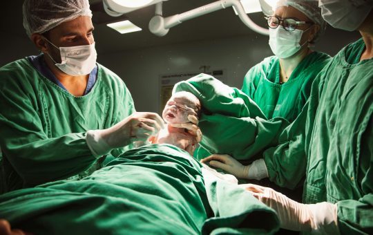 Rupturile de perineu in tipul nasterii vaginale. Cauze si preventie