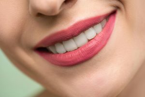 Augmentarea buzelor cu acid hialuronic, procedura minim invaziva pentru buze aproape de perfectiune