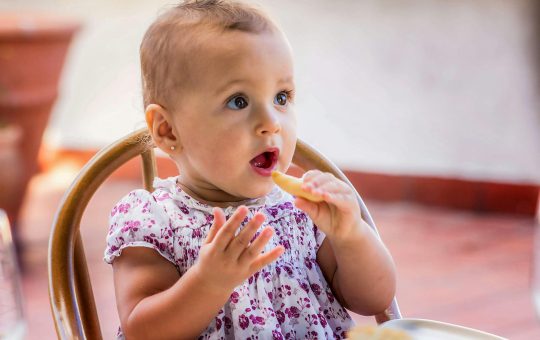 Intoleranta si alergia alimentara la copii/bebelusi. Cum le recunoastem si ce putem face sa le prevenim?