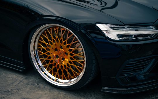 Polish auto, o etapă importantă în procesul de detailing exterior. Ce să verifici după ce iei mașina din atelierul de detailing auto?