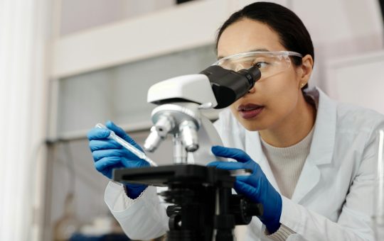 Testele de fertilitate pentru barbati si femei, instrumente de baza pentru controlul si diagnosticarea infertilitatii