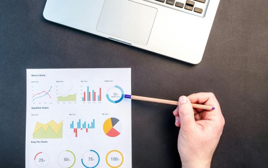 Link Building vs. SEO Off-Page: Controversa Care Împarte Industria și Te Costă Bani Dacă Nu O Înțelegi